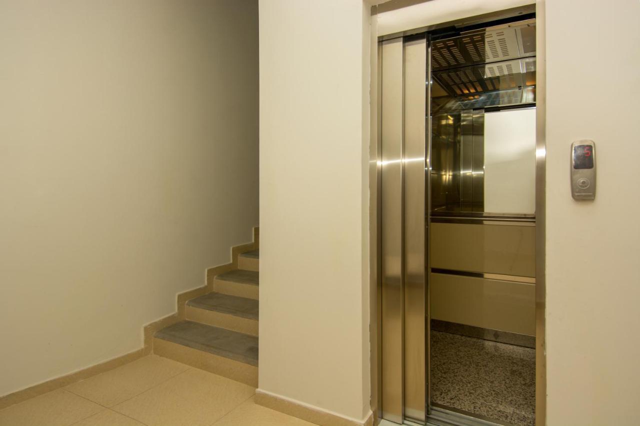 Mg Apartments In Тбилиси Екстериор снимка