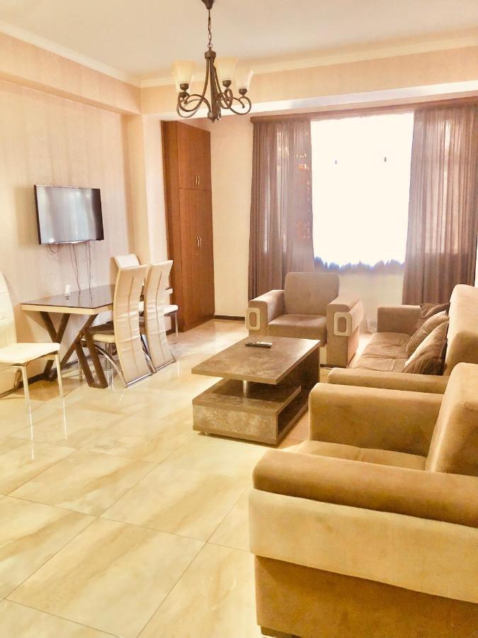 Mg Apartments In Тбилиси Екстериор снимка