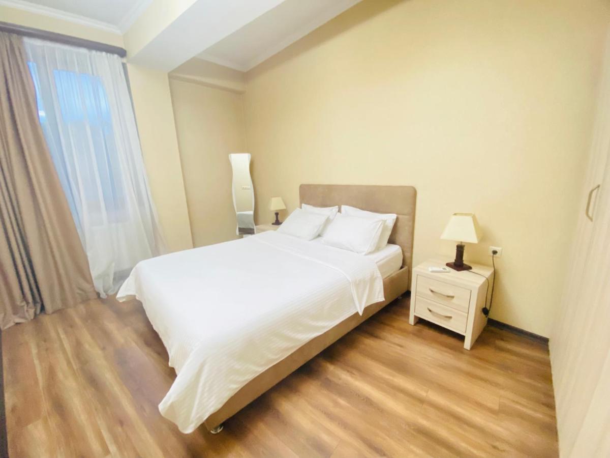 Mg Apartments In Тбилиси Екстериор снимка