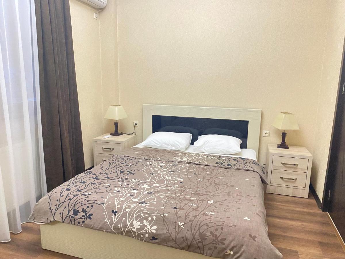 Mg Apartments In Тбилиси Екстериор снимка