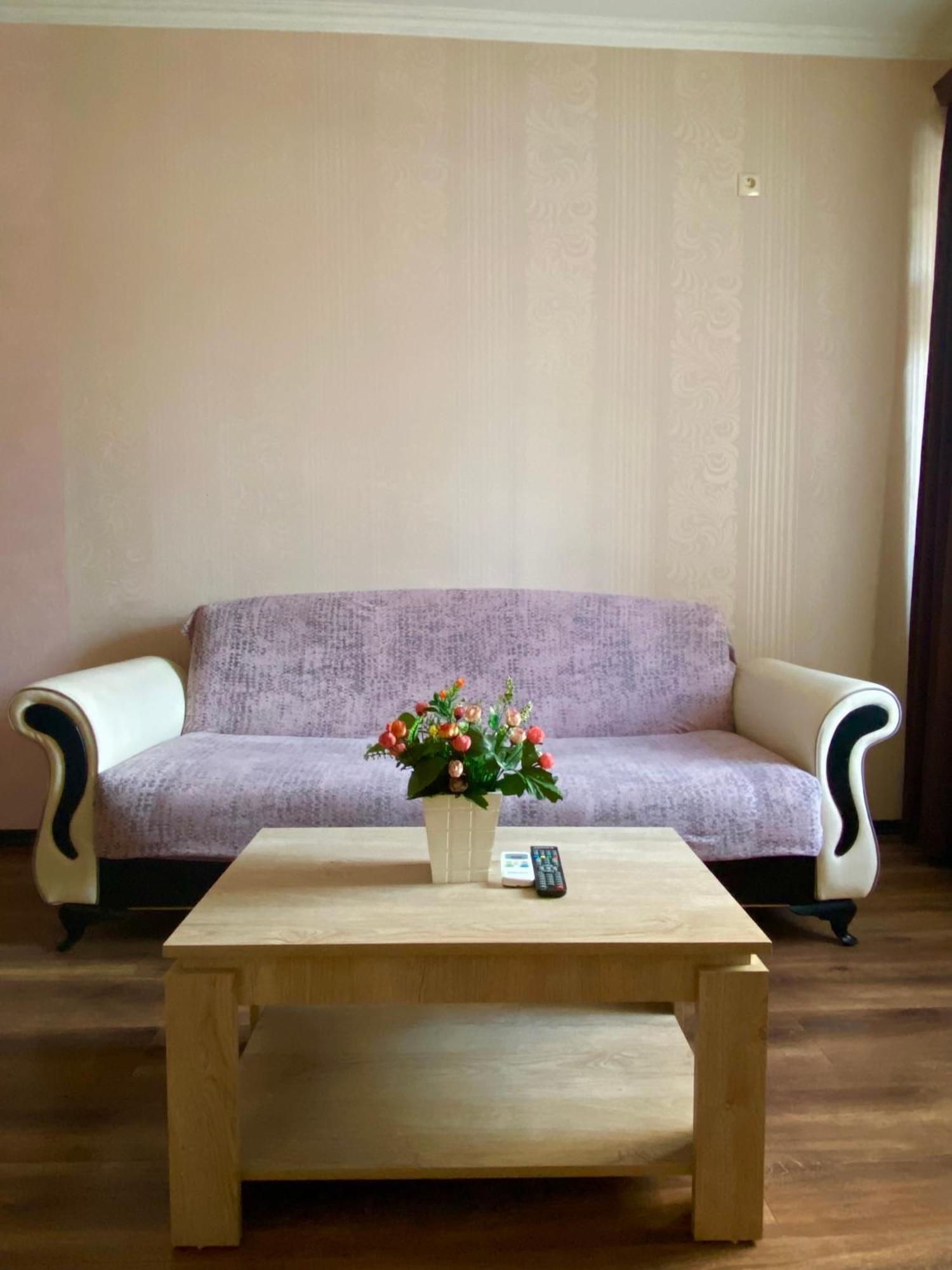 Mg Apartments In Тбилиси Екстериор снимка