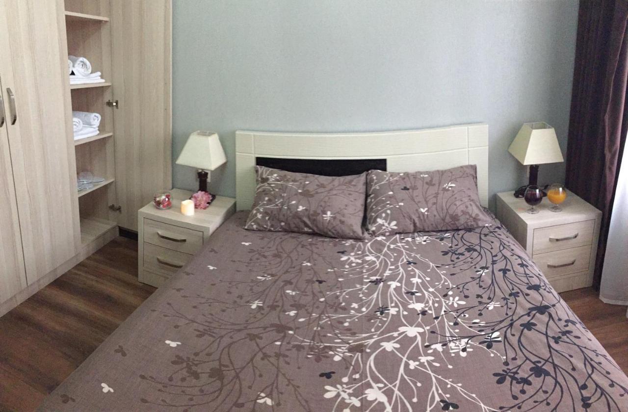 Mg Apartments In Тбилиси Екстериор снимка