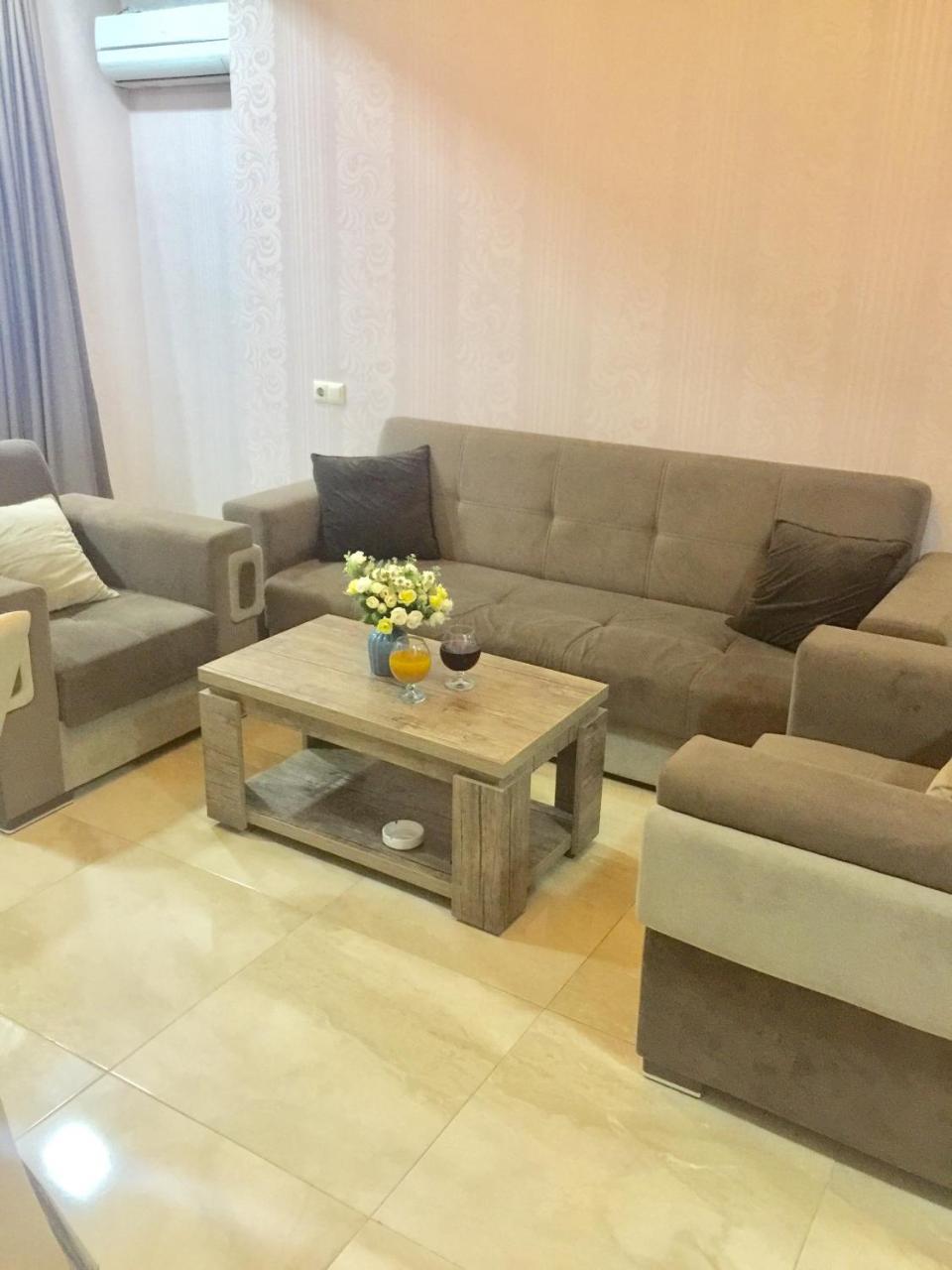 Mg Apartments In Тбилиси Екстериор снимка