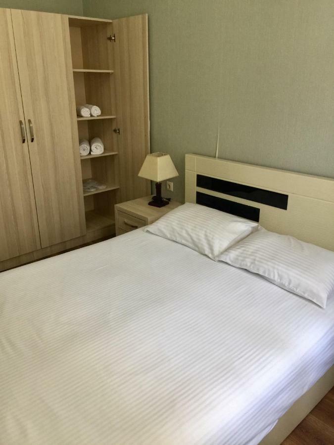 Mg Apartments In Тбилиси Екстериор снимка